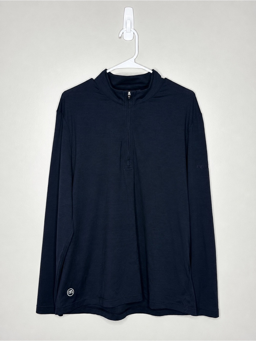 TravisMathew x Peloton Black Quarter Zip Performance Pullover Men’s Large Athlet